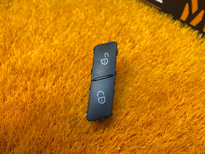 Кнопка центрального замка, 300 рублей, Красноярск