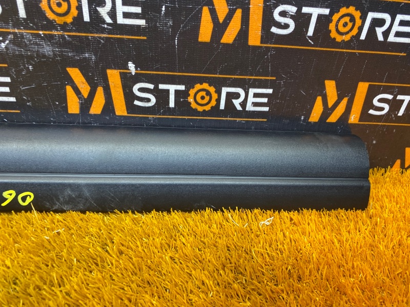 Накладка на порог салона, 260 рублей, Красноярск