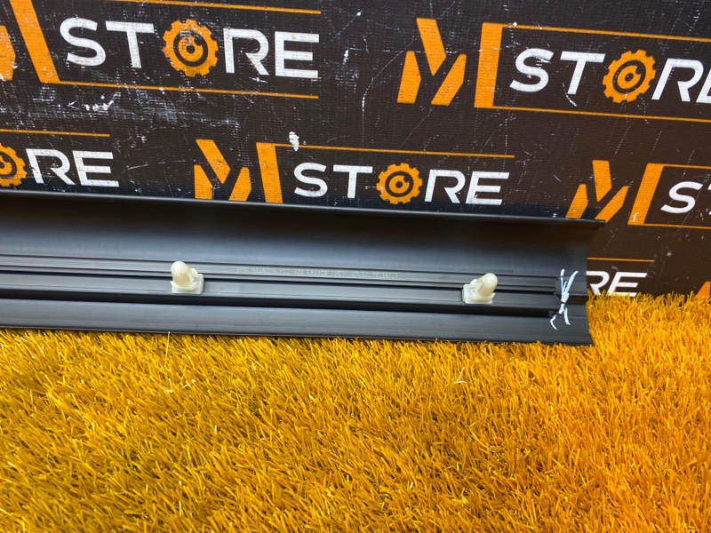 Накладка на порог салона, 260 рублей, Красноярск