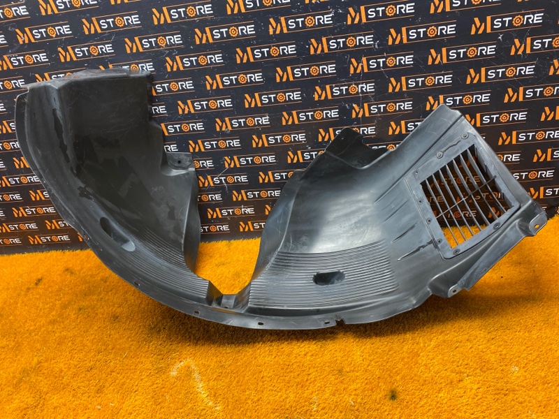 подкрылок, 5000 рублей, Красноярск