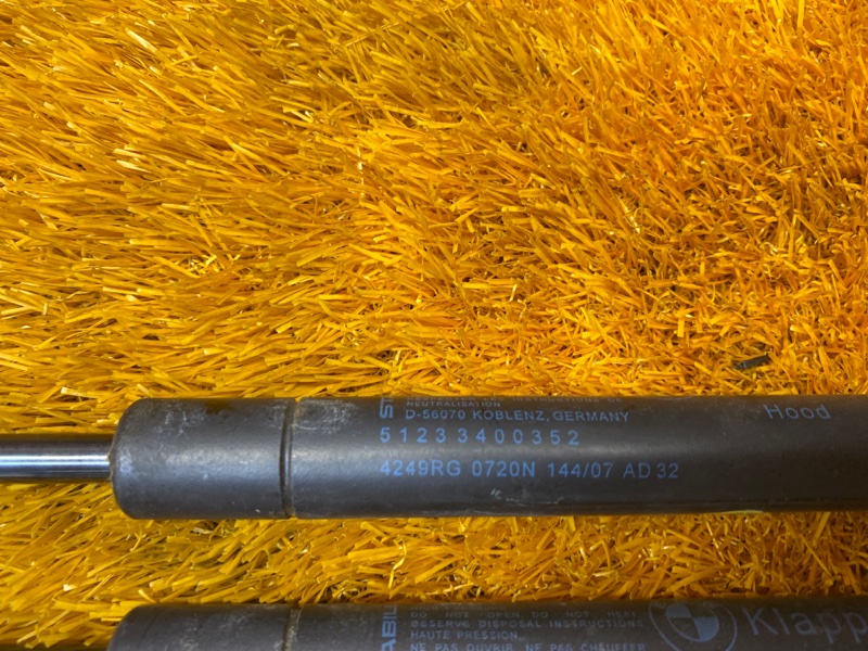 амортизатор капота, 900 рублей, Красноярск