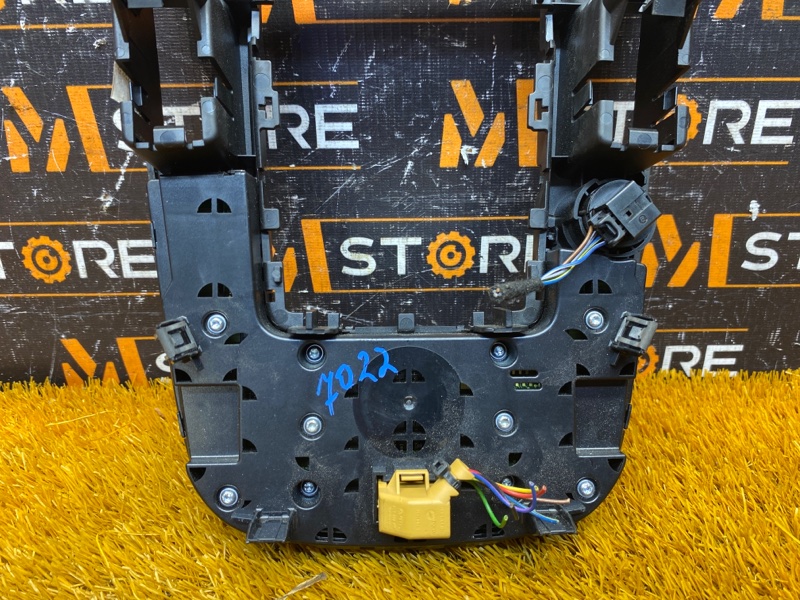 Блок управления MMI, 2000 рублей, Красноярск