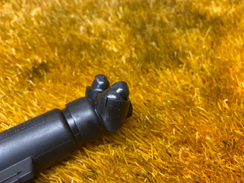 Форсунка омывателя фары, 1000 рублей, Красноярск