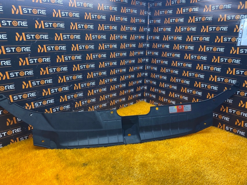 Накладка замка капота, 950 рублей, Красноярск