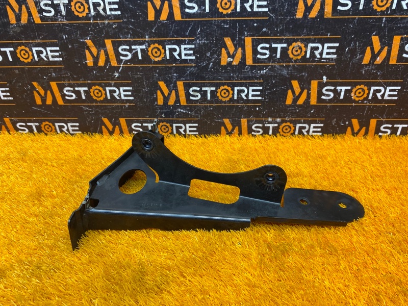 крепление бампера, 810 рублей, Красноярск