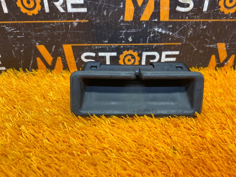 ручка багажника, 500 рублей, Красноярск