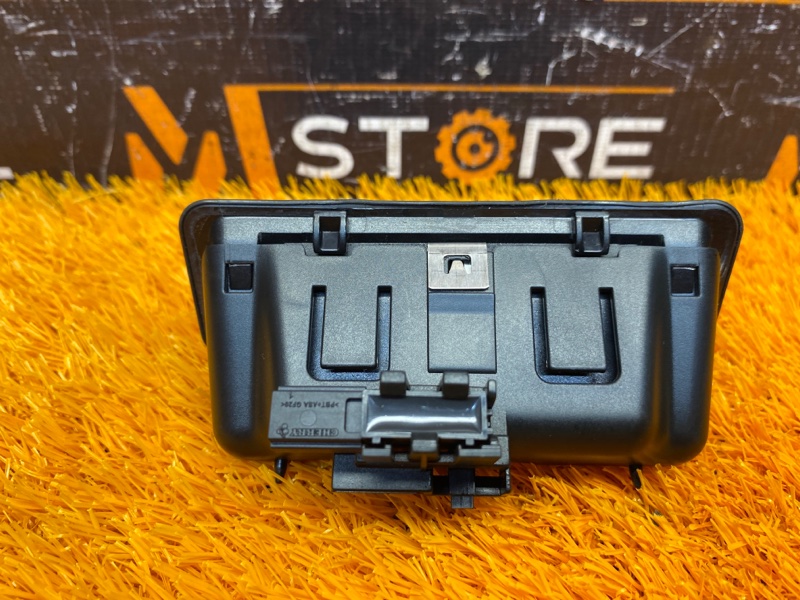 ручка багажника, 500 рублей, Красноярск