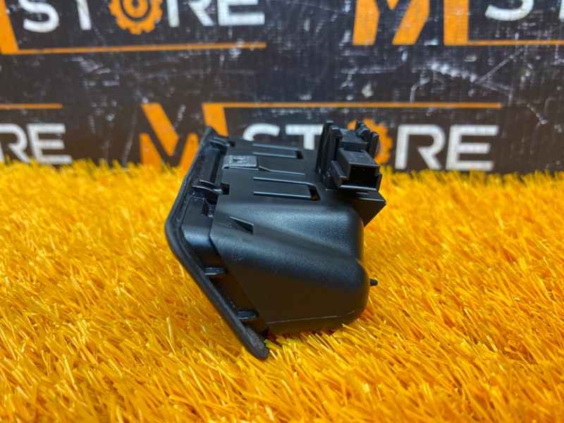 ручка багажника, 500 рублей, Красноярск