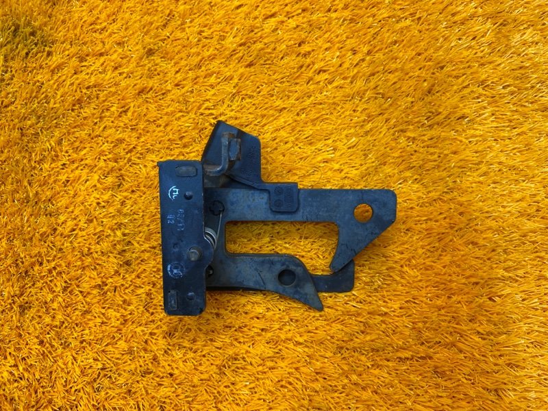 Крюк капота, 1100 рублей, Красноярск