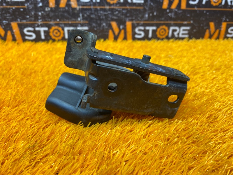 Крюк капота, 1100 рублей, Красноярск