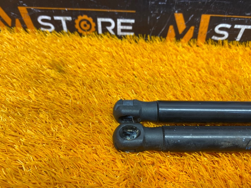 амортизатор капота, 1000 рублей, Красноярск