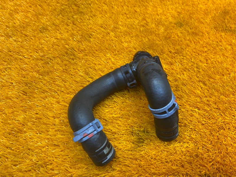 Патрубок системы охлаждения, 1000 рублей, Красноярск