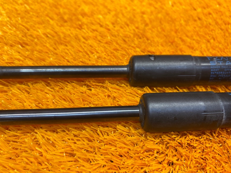 амортизатор капота, 810 рублей, Красноярск