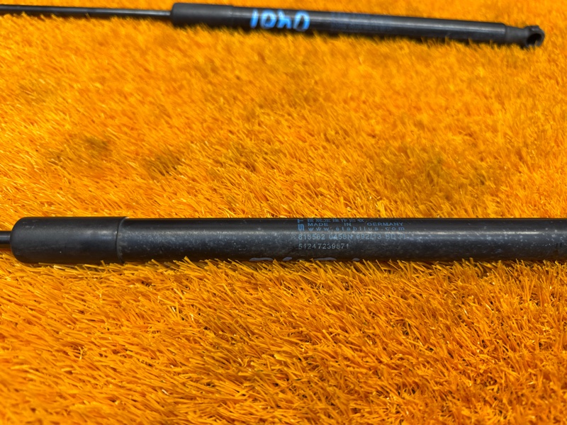 амортизатор багажника, 1000 рублей, Красноярск