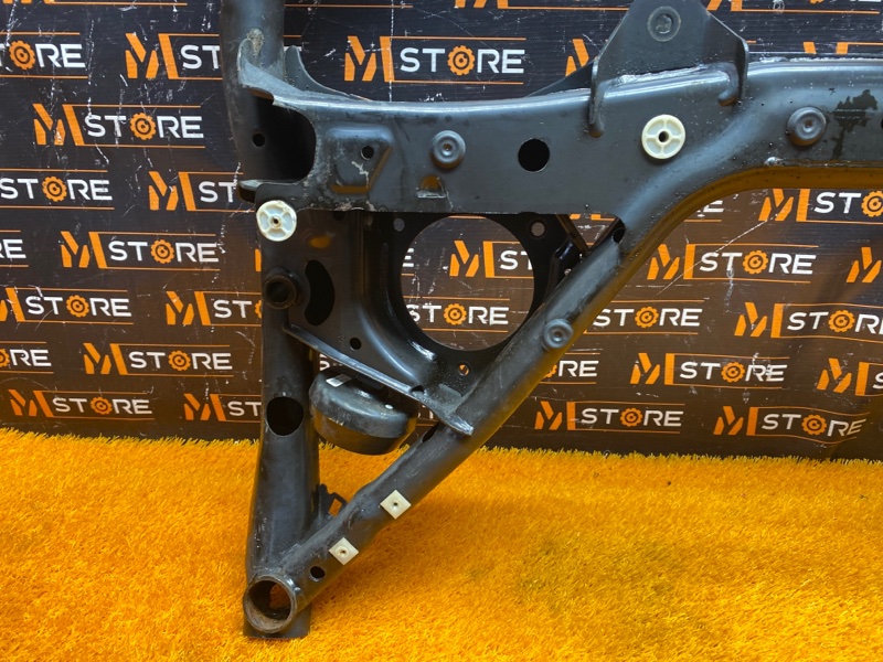 Балка поперечная (подрамник), 4000 рублей, Красноярск