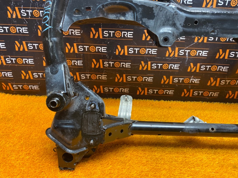 Балка поперечная (подрамник), 4000 рублей, Красноярск