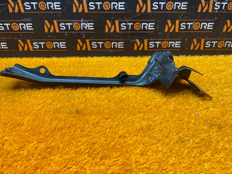 Кронштейн замка капота, 370 рублей, Красноярск