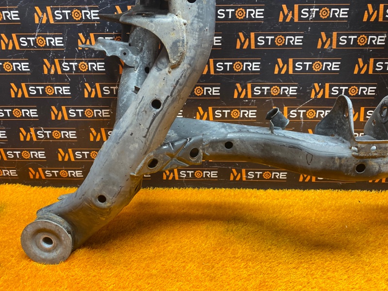 Балка поперечная (подрамник), 4500 рублей, Красноярск