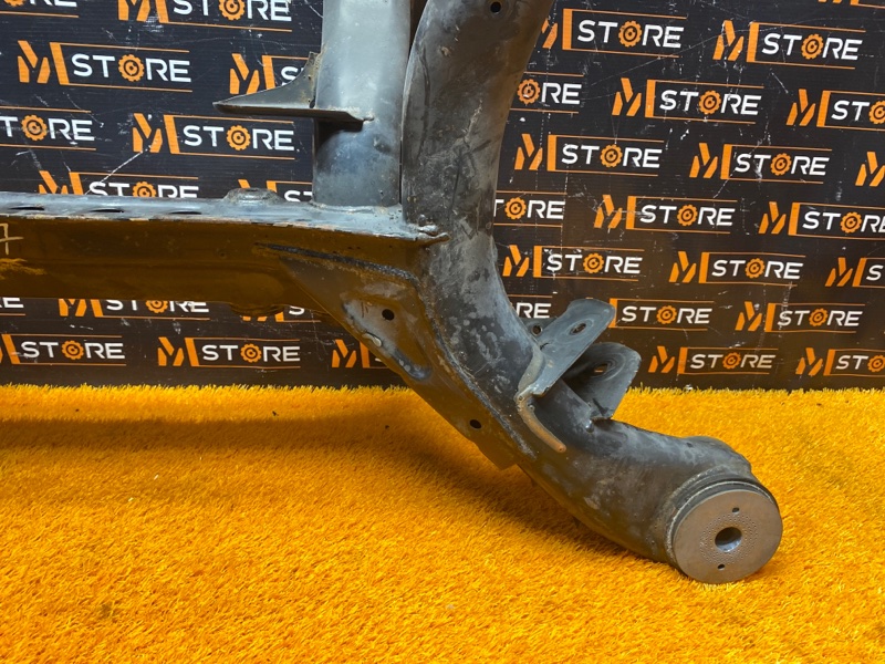 Балка поперечная (подрамник), 4500 рублей, Красноярск