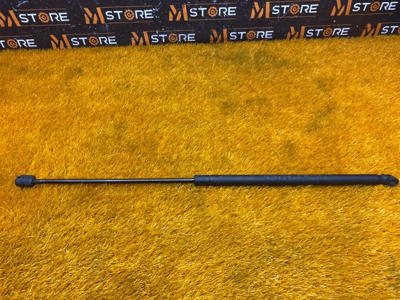 амортизатор капота, 810 рублей, Красноярск