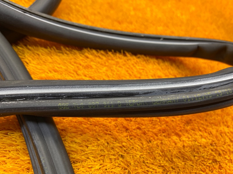 уплотнитель двери, 500 рублей, Красноярск