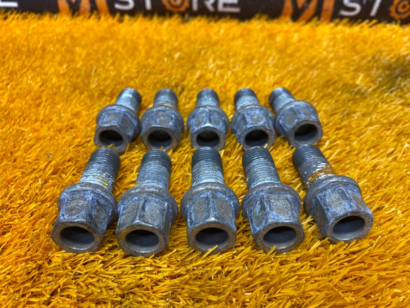 болт колесный, 810 рублей, Красноярск