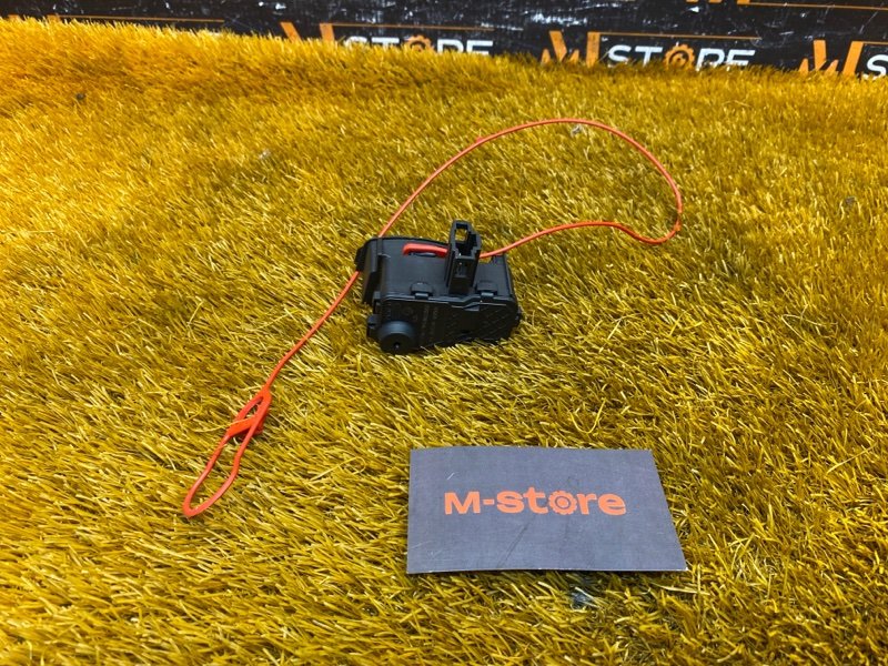 Замок лючка бензобака, 950 рублей, Красноярск