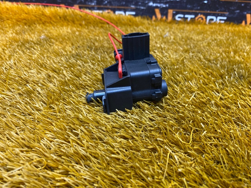 Замок лючка бензобака, 950 рублей, Красноярск