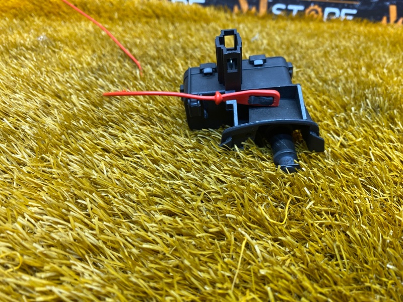 Замок лючка бензобака, 950 рублей, Красноярск