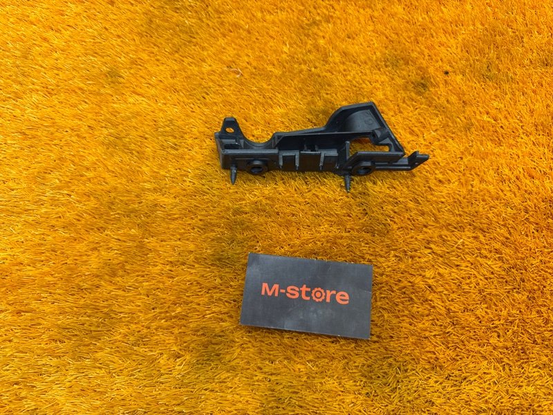 крепление бампера, 1000 рублей, Красноярск