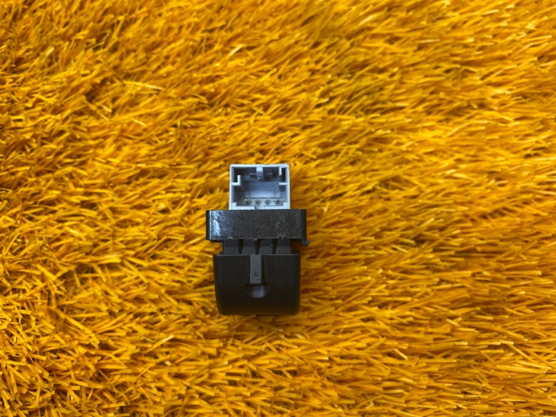 кнопка стеклоподъемника, 200 рублей, Красноярск