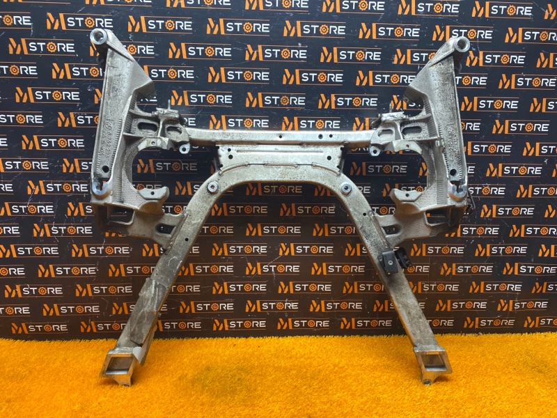 Балка поперечная (подрамник), 4500 рублей, Красноярск