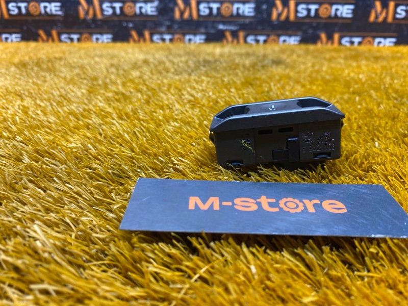 Кнопка люка, 300 рублей, Красноярск