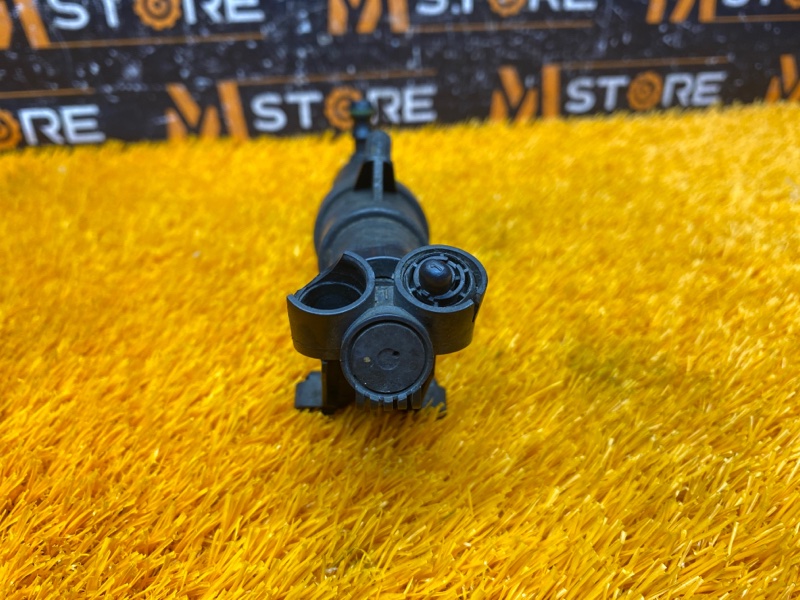 Форсунка омывателя фары, 500 рублей, Красноярск