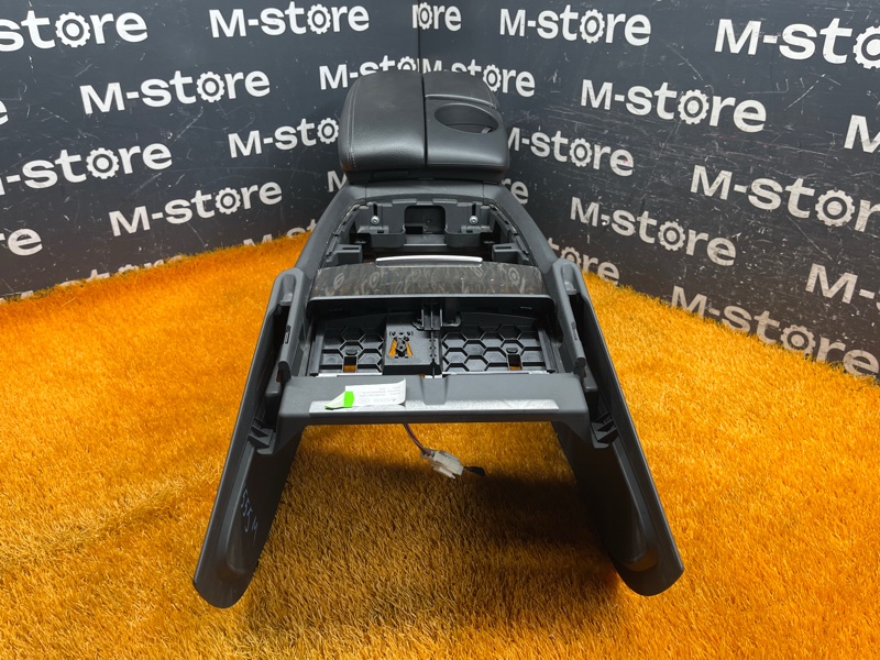 подлокотник, 4000 рублей, Красноярск