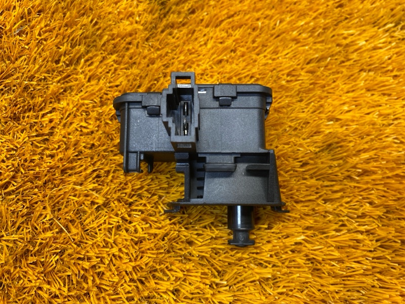 Замок лючка бензобака, 990 рублей, Красноярск