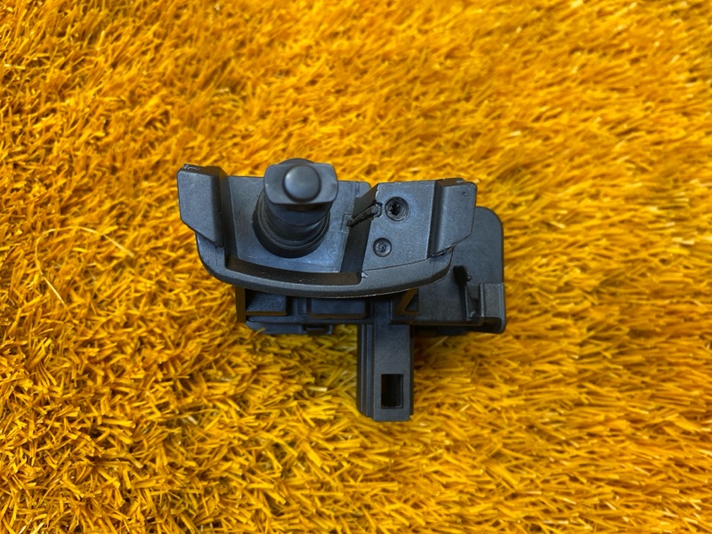 Замок лючка бензобака, 990 рублей, Красноярск