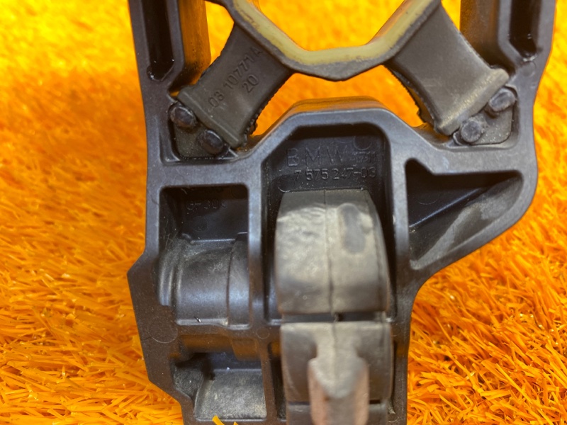 Кронштейн радиатора, 400 рублей, Красноярск