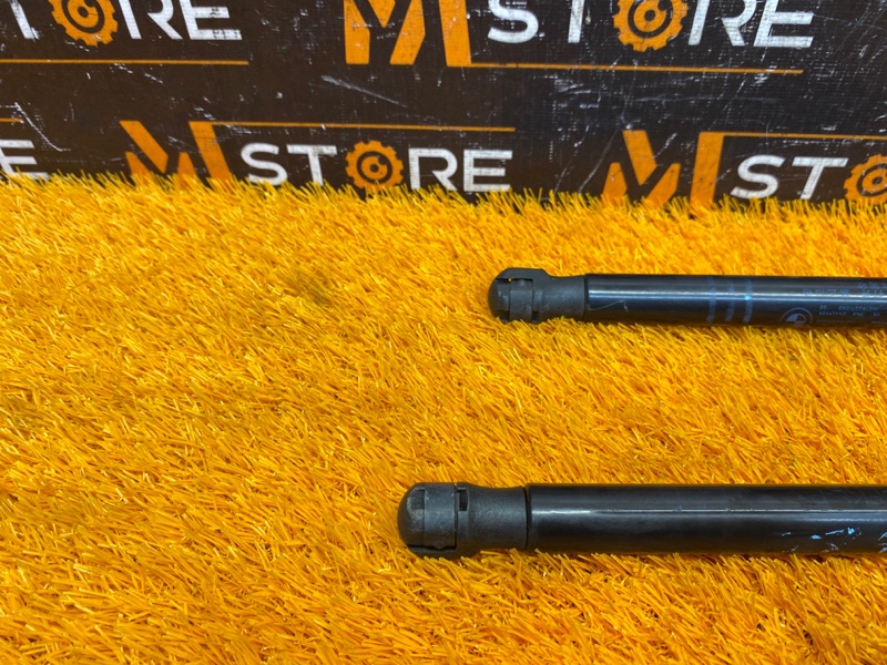 амортизатор капота, 1000 рублей, Красноярск