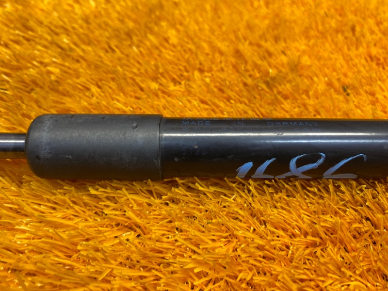 амортизатор капота, 1000 рублей, Красноярск