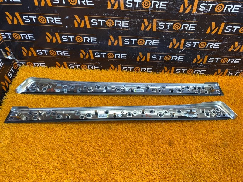 Накладка обшивки двери, 950 рублей, Красноярск