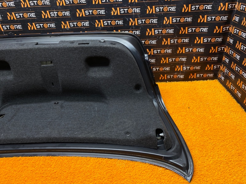 крышка багажника, 5000 рублей, Красноярск