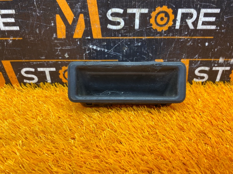 ручка багажника, 500 рублей, Красноярск