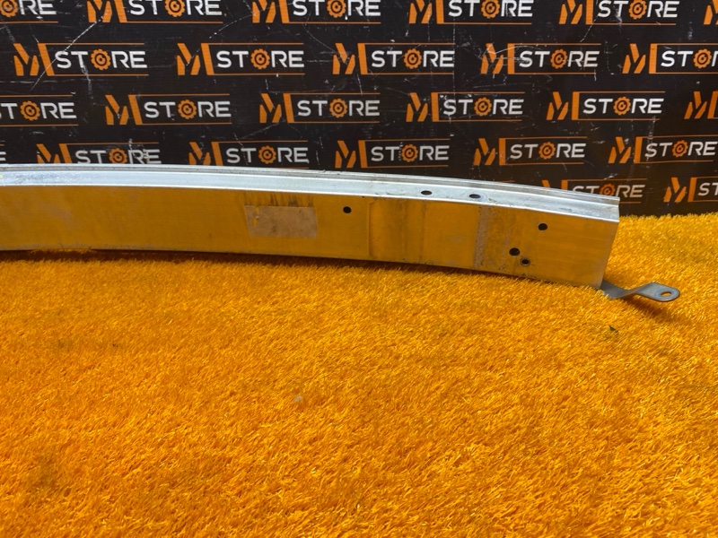 усилитель бампера, 3930 рублей, Красноярск