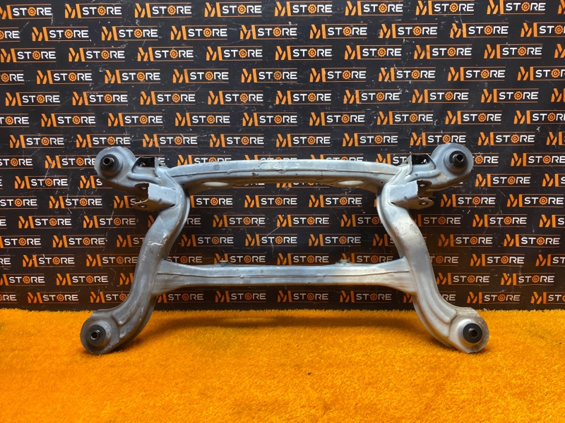 Балка поперечная (подрамник), 3800 рублей, Красноярск