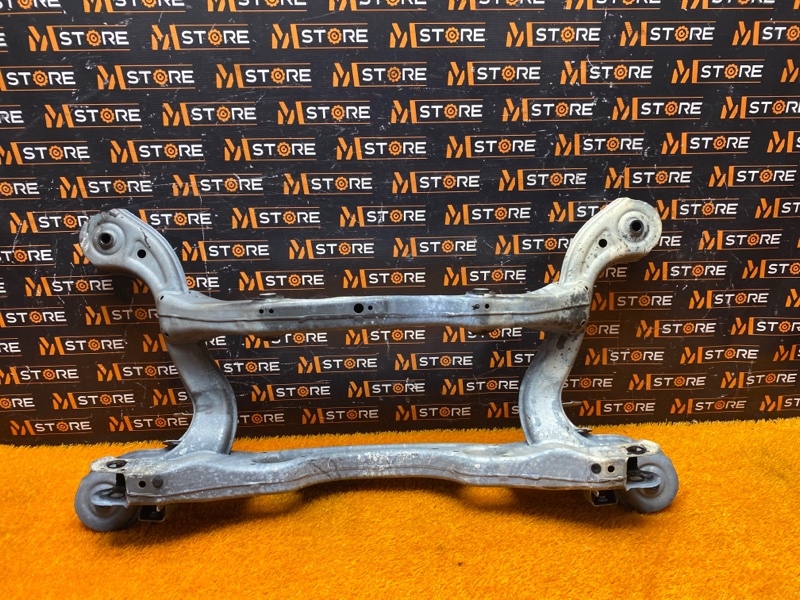 Балка поперечная (подрамник), 3800 рублей, Красноярск