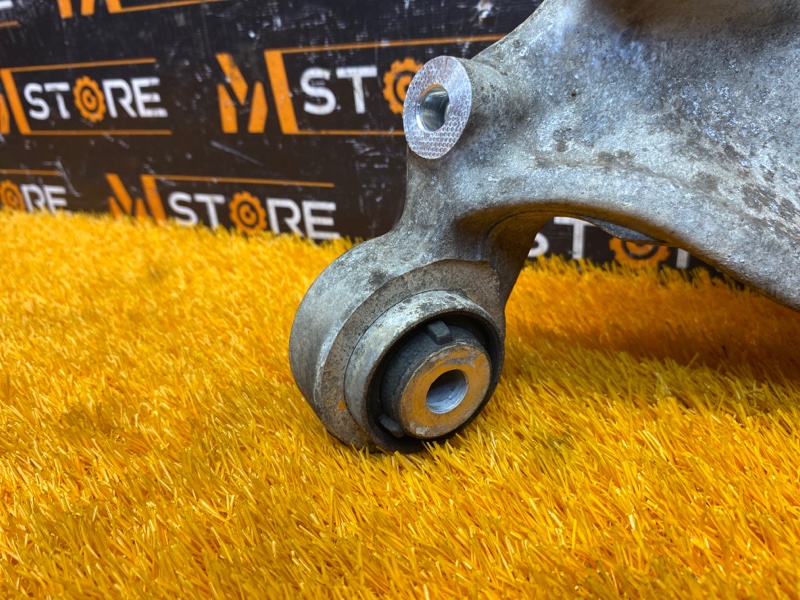 кулак поворотный, 2000 рублей, Красноярск