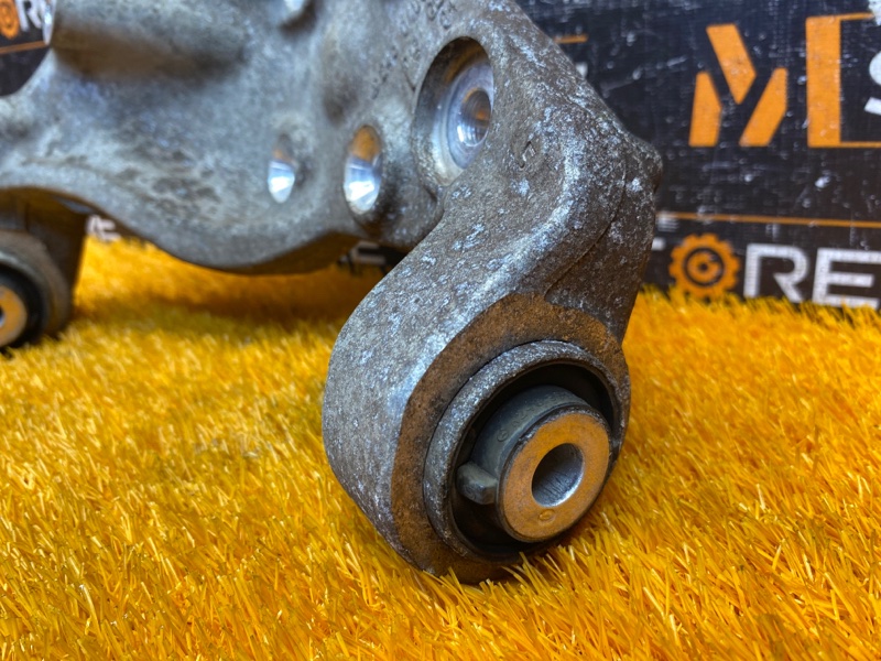 кулак поворотный, 2000 рублей, Красноярск