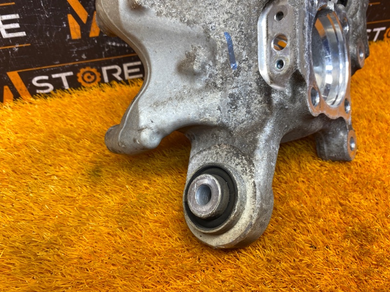 кулак поворотный, 2000 рублей, Красноярск