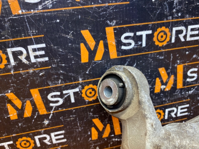 кулак поворотный, 2000 рублей, Красноярск